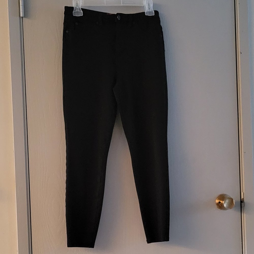 Guess Mid-Rise Skinny Jeans